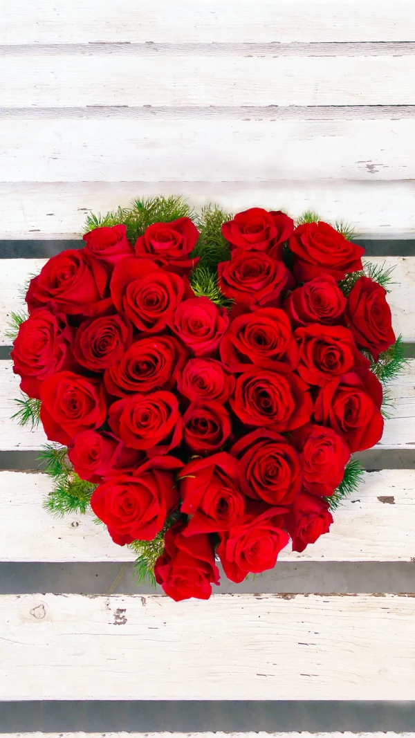 floraison_kardia_kokkina_triantafylla_a